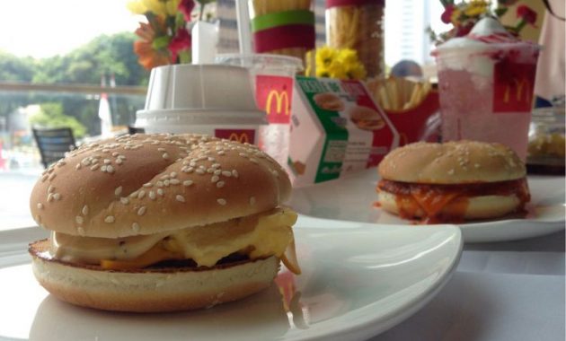 Mencicipi Burger Rasa Italia di McDonald’s