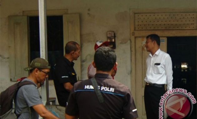 Polisi Tangkap Terduga Teroris di Surabaya