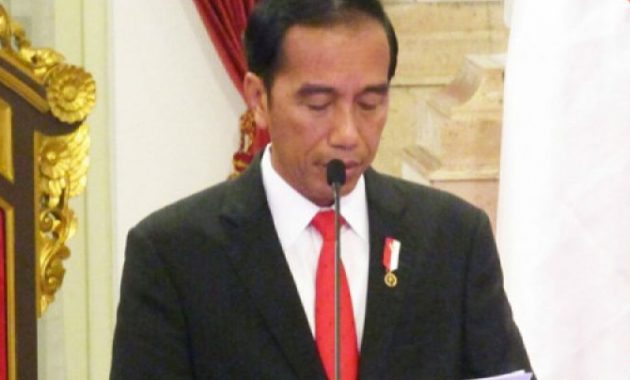 Jokowi Bangga Sri Mulyani Jadi Menteri Terbaik Dunia