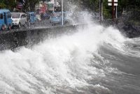 BMKG: Tinggi Gelombang Perairan Lampung Maksimum 1,5 Meter