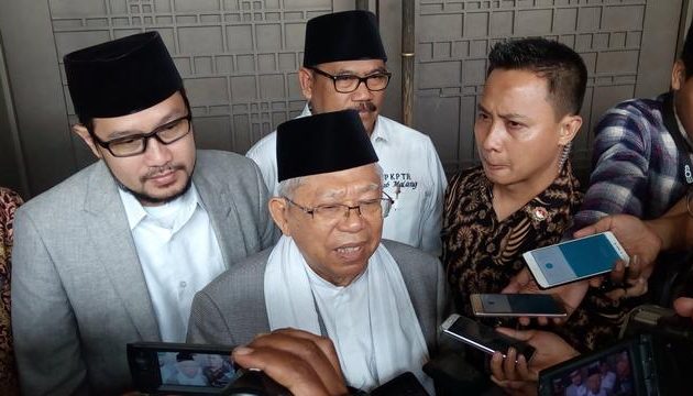 Ma’ruf Amin Sampaikan Tausyiah di Banten