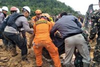 Tim SAR Berhasil Evakuasi 15 Jenazah Korban Longsor Cisolok