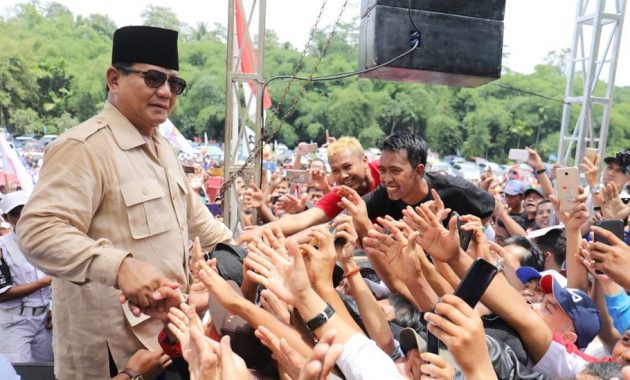 Tiba di Jawa Tengah, Prabowo Disambut Ribuan Warga Purbalingga