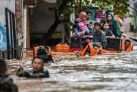 Korban Jiwa Banjir Jabodetabek Capai 16 Orang