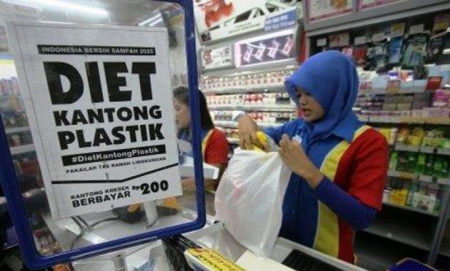 Sri Mulyani Resmi Usulkan Tarif Cukai Plastik Rp30 Ribu per Kg