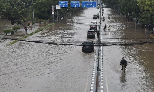 BNPB Sebut Sembilan Orang Meninggal Dunia akibat Banjir Jabodetabek