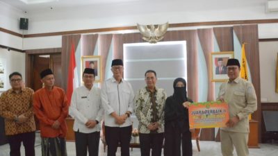 Pemkot Sukabumi Serahkan Penghargaan Juara STQH Jabar