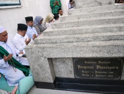 Gali Inspirasi Perjuangan, Pasangan Amin Ziarah ke Makam Pangeran Diponegoro