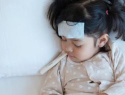 Alasan Anak-anak Rentan Terinfeksi Flu Singapura